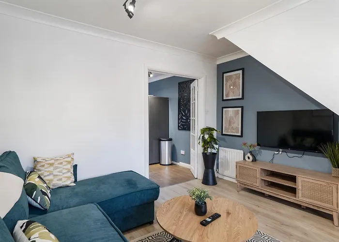 40 Percent Off! - Delightful Abode In London - Garden