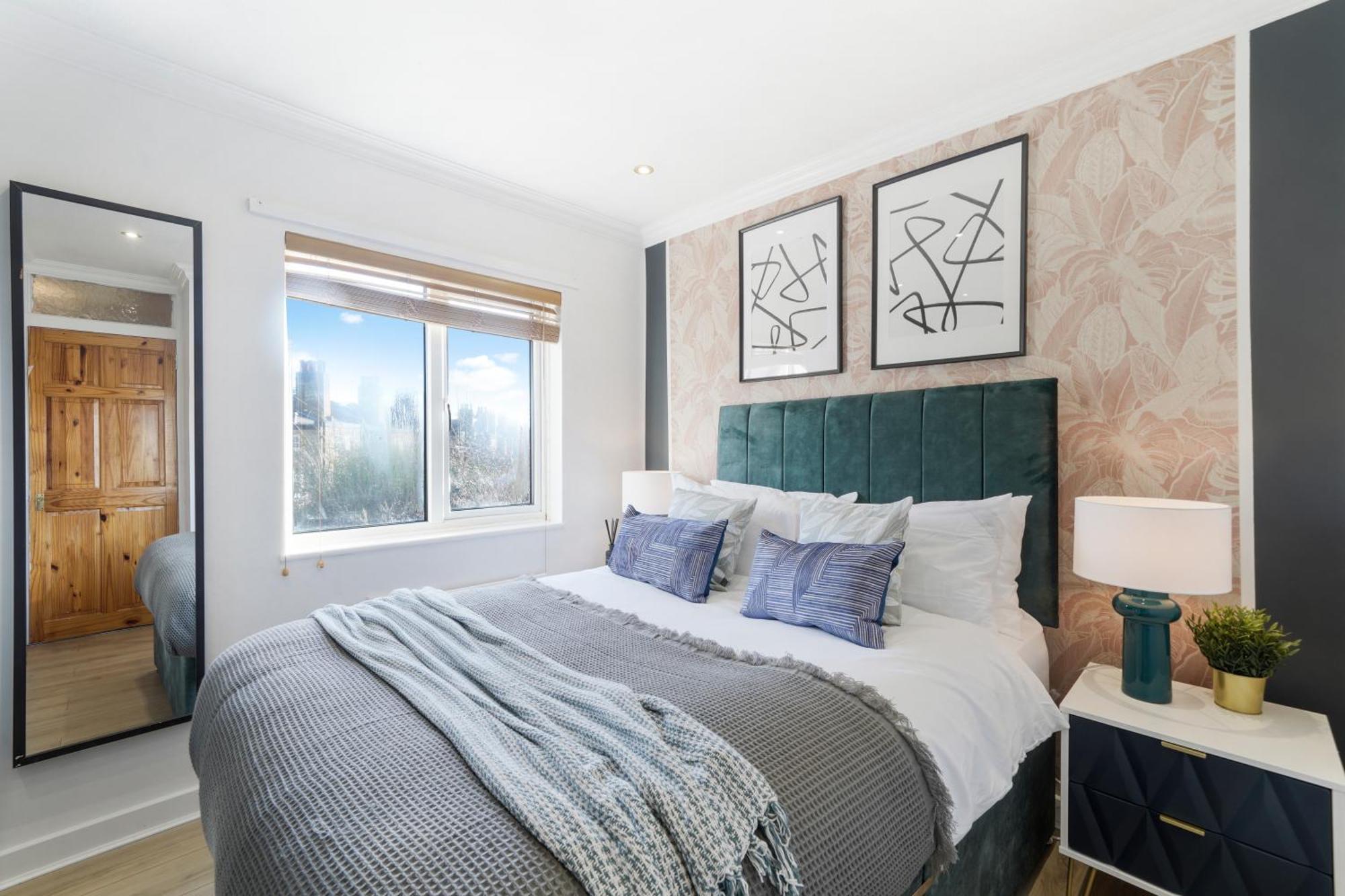 40 Percent Off! - Delightful Abode In - Garden