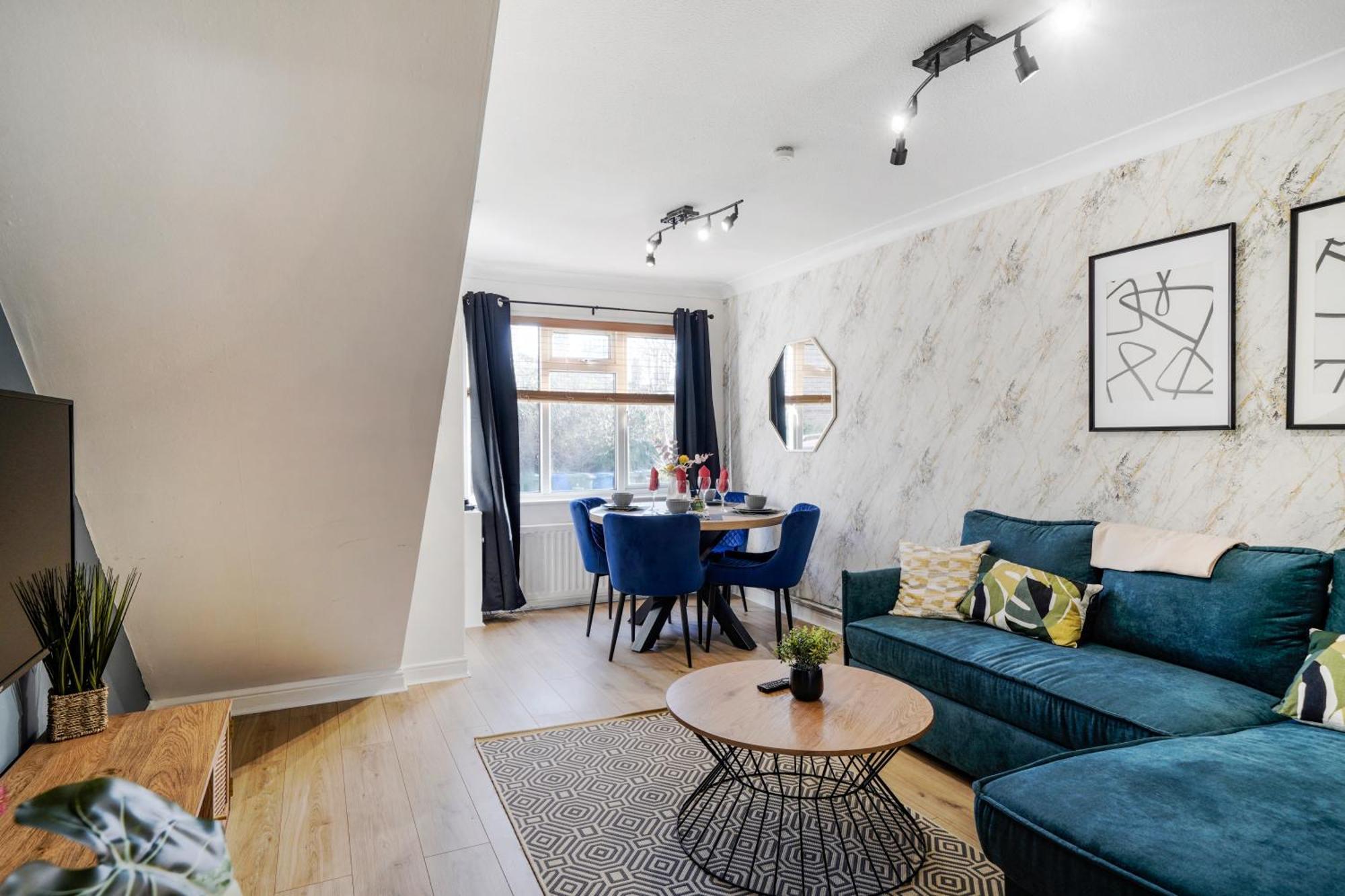 Holiday home 40 Percent Off! - Delightful Abode In - Garden London
