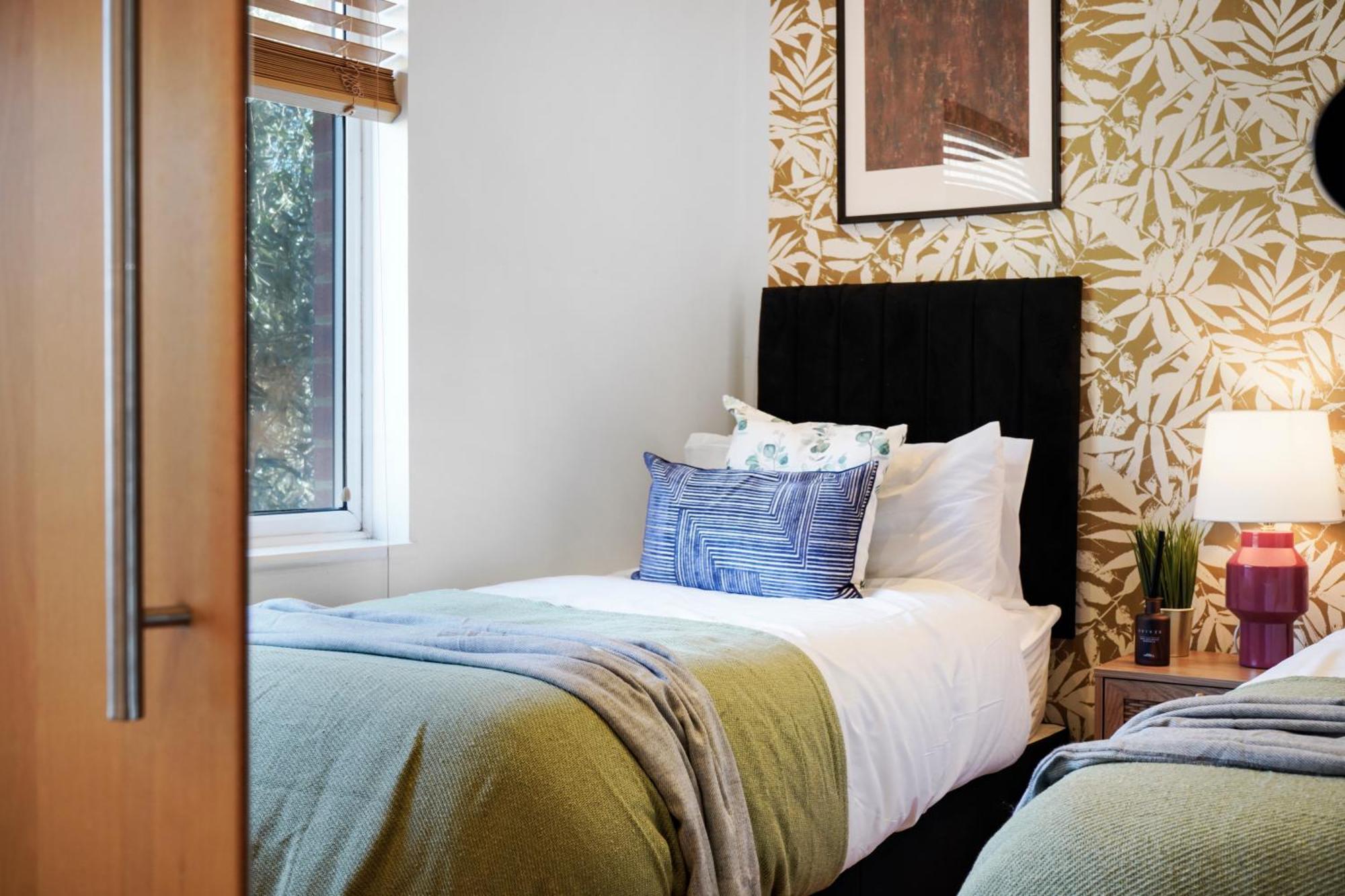 40 Percent Off! - Delightful Abode In - Garden Holiday home London